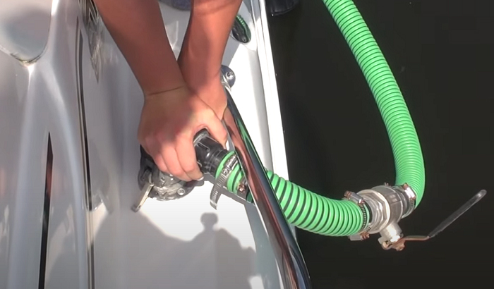 How-to-Pump-out-Boat-Holding-Tank-at-Home-1