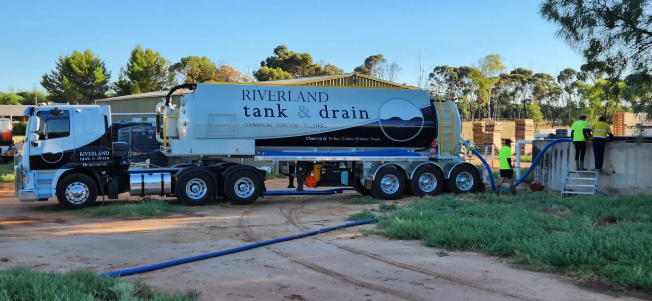 RiverLand Tank